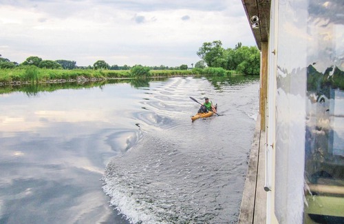 Havelsee Boat Rental | 2 bedroom gorgeous ship in Havelsee