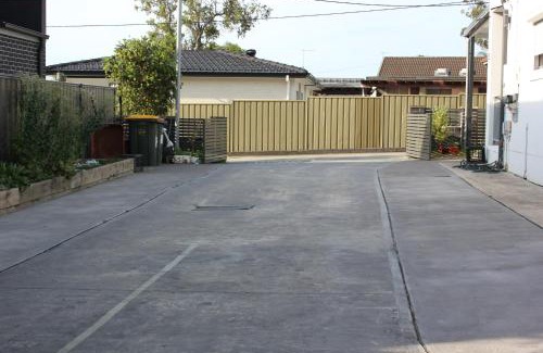 Mt Pritchard House | 2-bedroom Granny Flat
