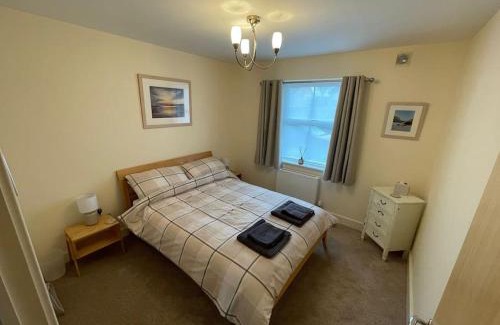 Hartwell Apartment | 2 Bedroom Ground Floor Flat