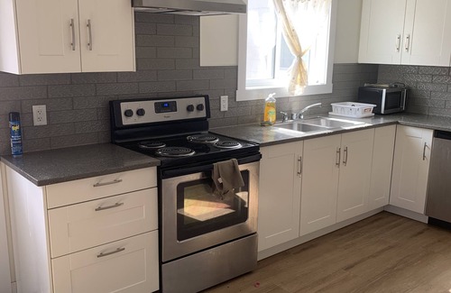 Central Okanagan House | 2 bedroom guest suite close off Boucherie road wine trail