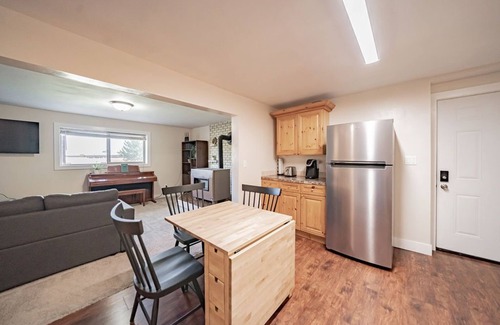 Rexburg Bed & Breakfast | 2 Bedroom Guest Suite with Free Continental Breakfast
