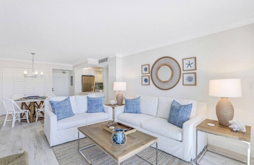 Marco Island Condo | 2-Bedroom Gulf Front - South Seas Tower 3 #1809