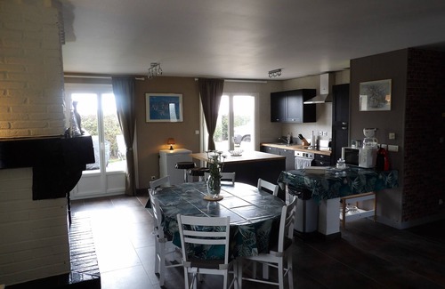 Saint-Aubin-sur-Mer House | 2 bedroom house with sea view, garden, car refill