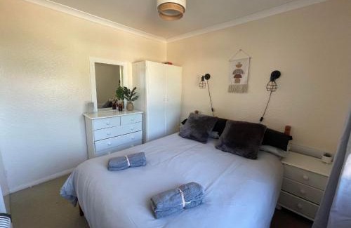 Bude Apartment | 2 Bedroom Holiday Chalet near Bude