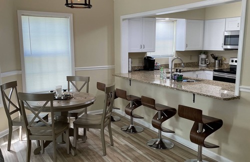 Fort Walton Beach House | 2 bedroom home located approximately 10 minutes from the beach!