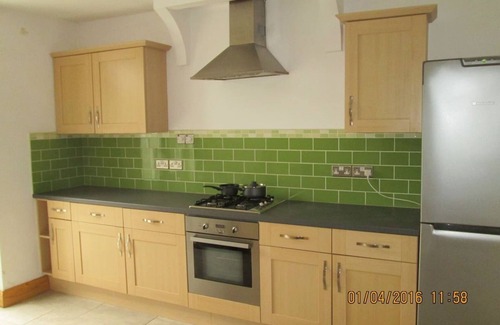 Bristol House | 2 Bedroom House close to centre and shopping