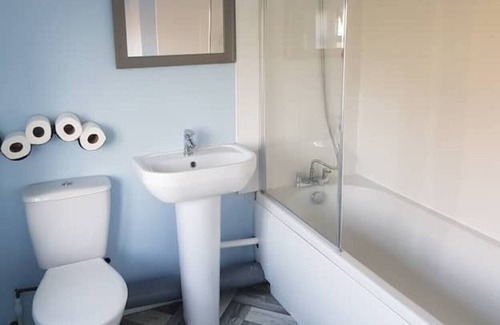 Riseley House | 2 Bedroom House