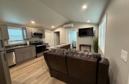 Longwood House | 2-bedroom house in charming Longwood with WiFi, Travel on our train or bus line.