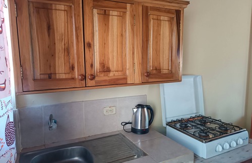 Canoa House | 2-bedroom house in cool Canoa with AC