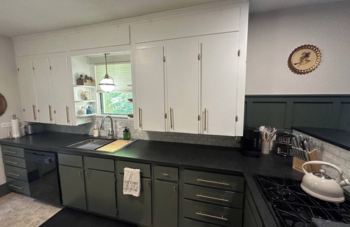 Stephenville House | 2-bedroom house in Stephenville—walk to downtown and 3 minutes from TSU campus