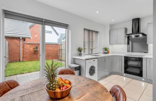 Sprowston House | 2 bedroom house NE Norwich