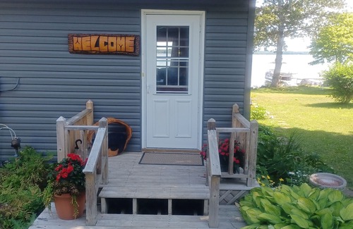 McMillan House | 2 bedroom house on Manistique Lake