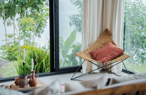 Gashaki House | 2 bedroom house overlooking Lake Ruhondo and the five volcanoes in Rwanda