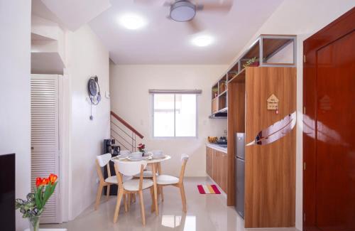 Dao House | 2-Bedroom House - Shared Pool, Netflix & Fast Wifi