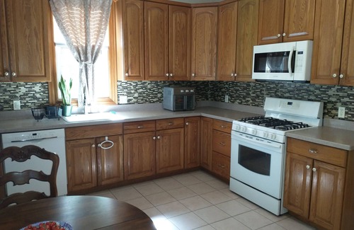 Ridgefield Park Apartment | 2 Bedroom House 30 Minutes to NY Large Fenced Yard and Parking