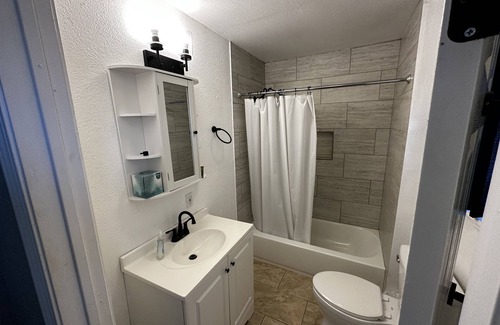 Alta Vista Apartment | 2-Bedroom in the Heart of SA
