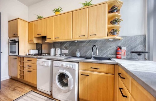 Balloch House | 2 Bedroom in the Heart of Loch Lomond