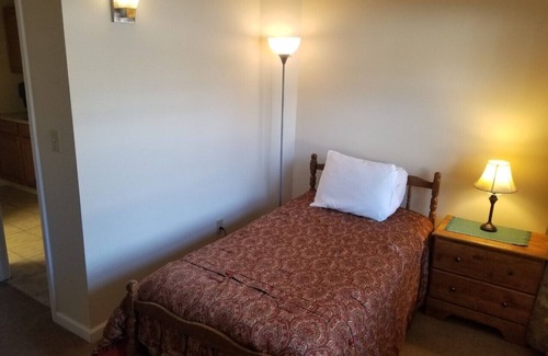 Warren County Condo | 2 Bedroom Junior Suite