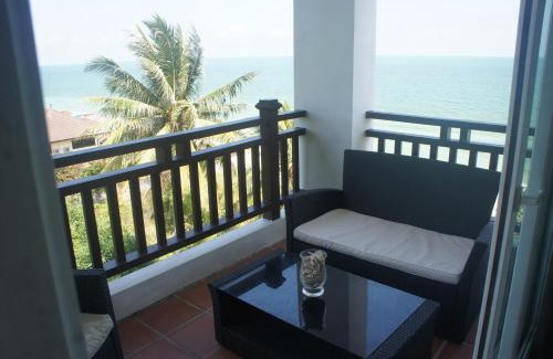 Khanom Apartment | 2-Bedroom Khanom Beach Ocean Front Condo
