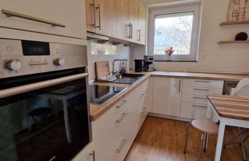 Vormeppen Apartment | 2 Bedroom*Kitchen*Smart TV* free Coffee,Wifi*parking