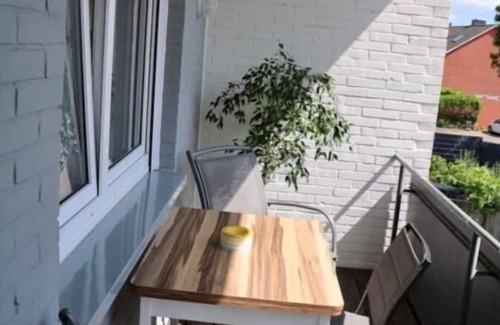 Vormeppen Apartment | 2 Bedroom*Kitchen*Smart TV* free Coffee,Wifi*parking