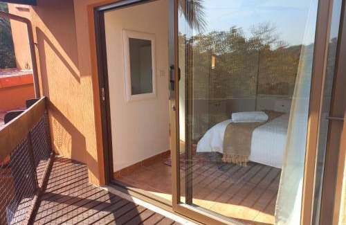 San Lameer Apartment | 2 Bedroom Lagoon Villa Sanlameer Estate, with water tank & UPS