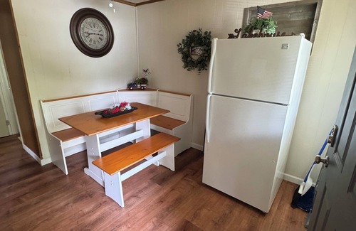 Dandridge House | 2 Bedroom Lake Front House on Douglas Lake - Private Cove with Amazing Views