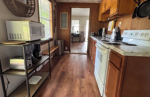 Dandridge House | 2 Bedroom Lake Front House on Douglas Lake - Private Cove with Amazing Views