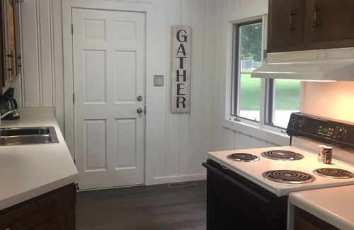 Delavan House | 2-bedroom lake house with WiFi, AC in fantastic Delavan Wi