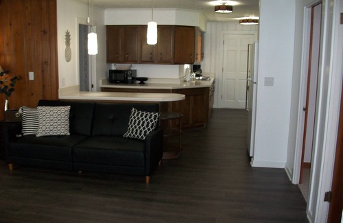Delavan House | 2-bedroom lake house with WiFi, AC in fantastic Delavan Wi