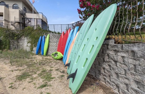 Ridgedale House | 2 Bedroom Lake View Villa - Unit 209