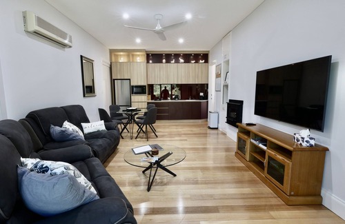 Henty Apartment | 2 Bedroom Lodge - Henty Lodge