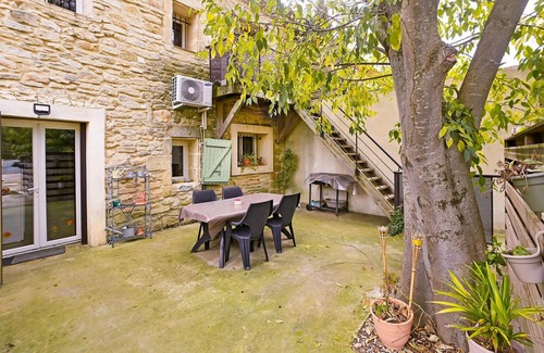Codognan Apartment | 2 bedroom lovely apartment in Codognan