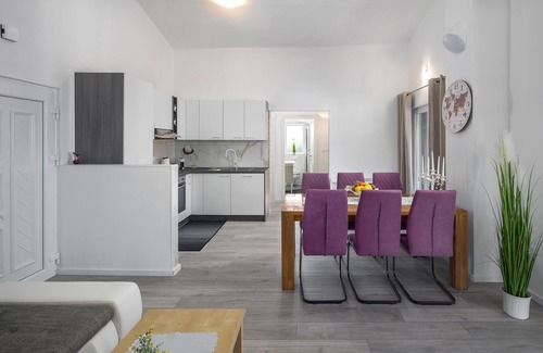 Nova Vas Apartment | 2 bedroom lovely apartment in Nova Vas