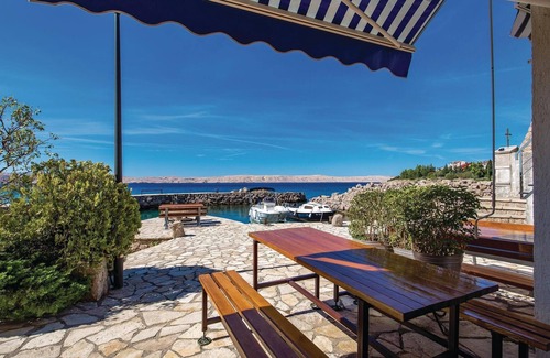 Ribarica Apartment | 2 bedroom lovely apartment in Ribarica