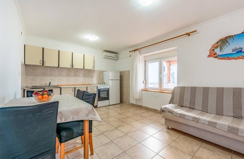 Kustici Apartment | 2 bedroom lovely apartment in Kustici