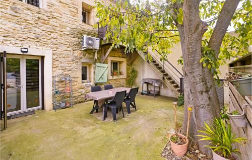 Codognan Apartment | 2 Bedroom Lovely Apartment In Codognan