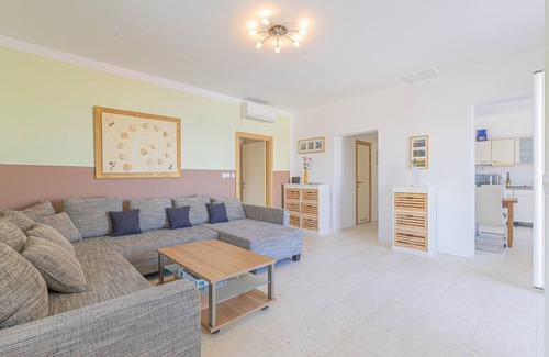Lukovo Apartment | 2 bedroom lovely apartment in Lukovo