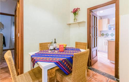 Santiago Apartment | 2 Bedroom Lovely Apartment In Cordoba