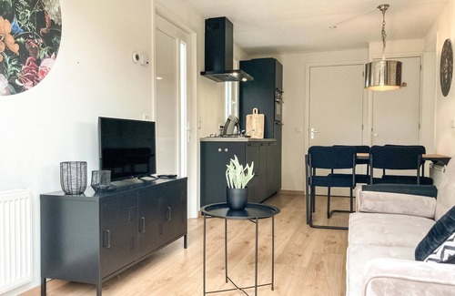 Heinkenszand House | 2 bedroom lovely home in Heinkenszand