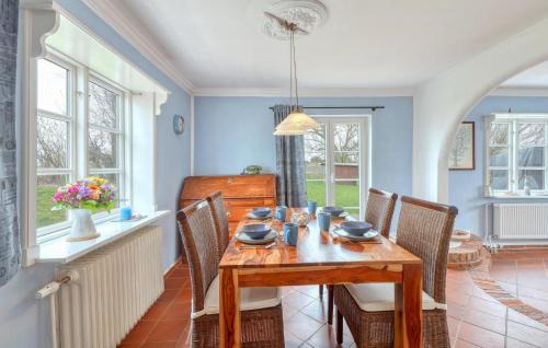 Neugalmsbull House | 2 Bedroom Lovely Home In Galmsbüll