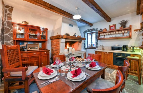 Netretic House | 2 bedroom lovely home in Ozalj