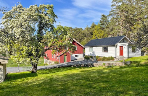 Faervik House | 2 bedroom lovely home in Færvik