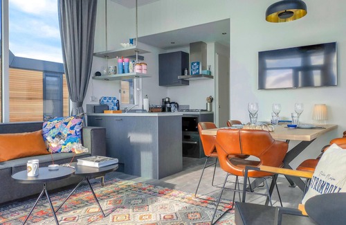 Ohe en Laak Boat Rental | 2 bedroom lovely ship in Ohé & Laak