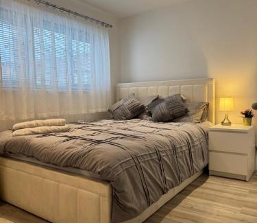 Easton Apartment | 2 Bedroom luxury apartments