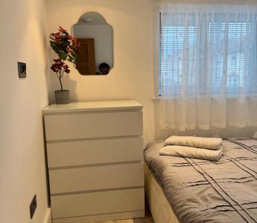 Easton Apartment | 2 Bedroom luxury apartments