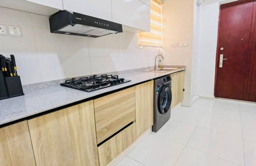 Ikoyi Apartment | 2 Bedroom Luxury Apartment w/Pool, Free WIfI, City View, Serene & Secure Estate.