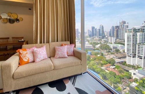 Sukhumvit Apartment | 2 Bedroom Luxury Apartment 3 min walk from BTS Ekkamai
