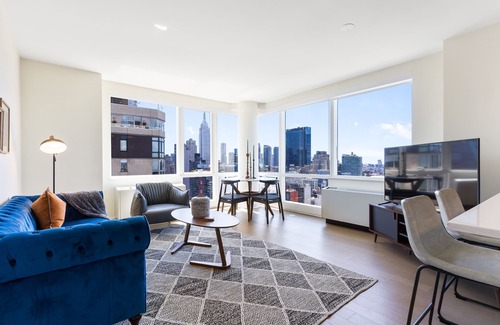 Midtown South House | 2-bedroom LUXURY building in delightful New York with AC, WiFi-VIEWS of NYC