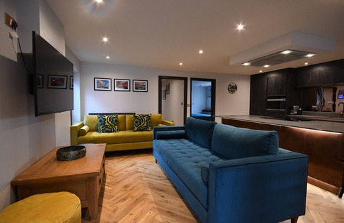 Attleborough Apartment | 2 bedroom luxury apartment in Norfolk, Attleborough - disabled accessible